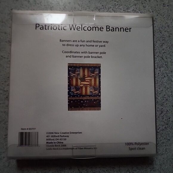 Large Yard Flag/Banner - LOT OF THREE - Size 28" x 40" - durable polyester - Picture 3 of 7